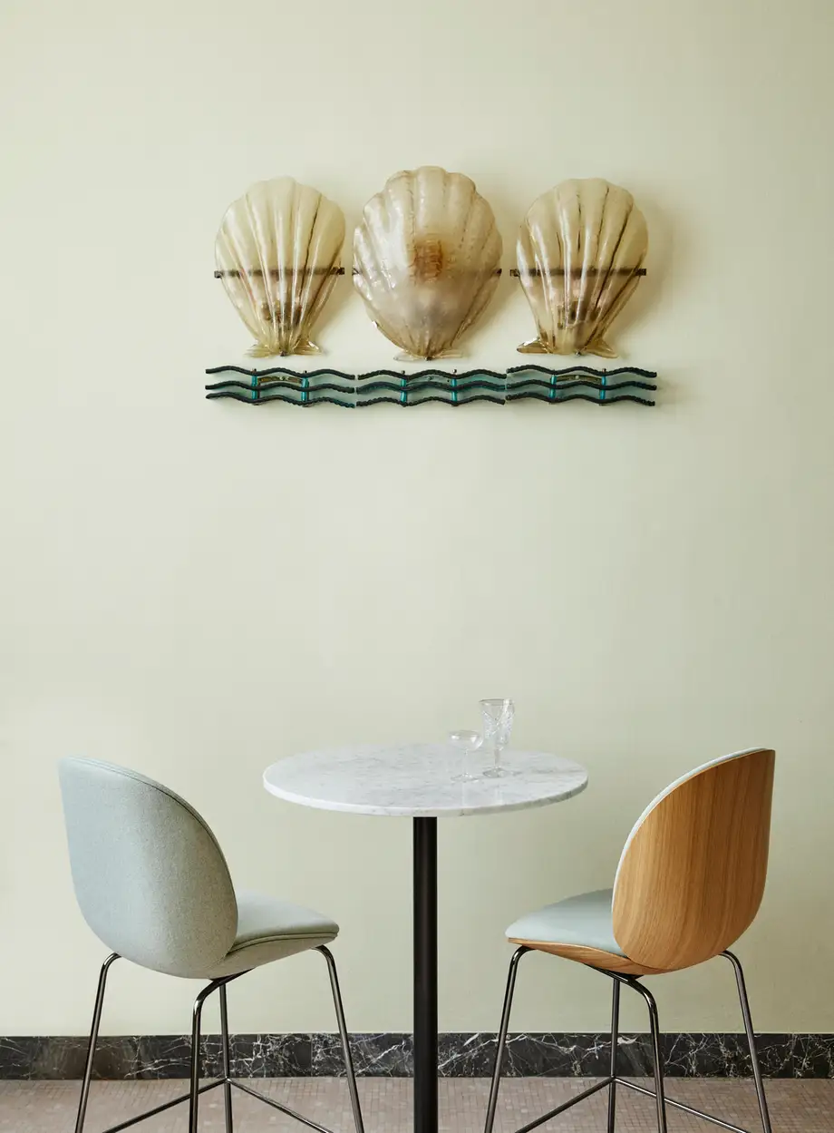 Gubi Beetle Bar Chair 3D Veneer 