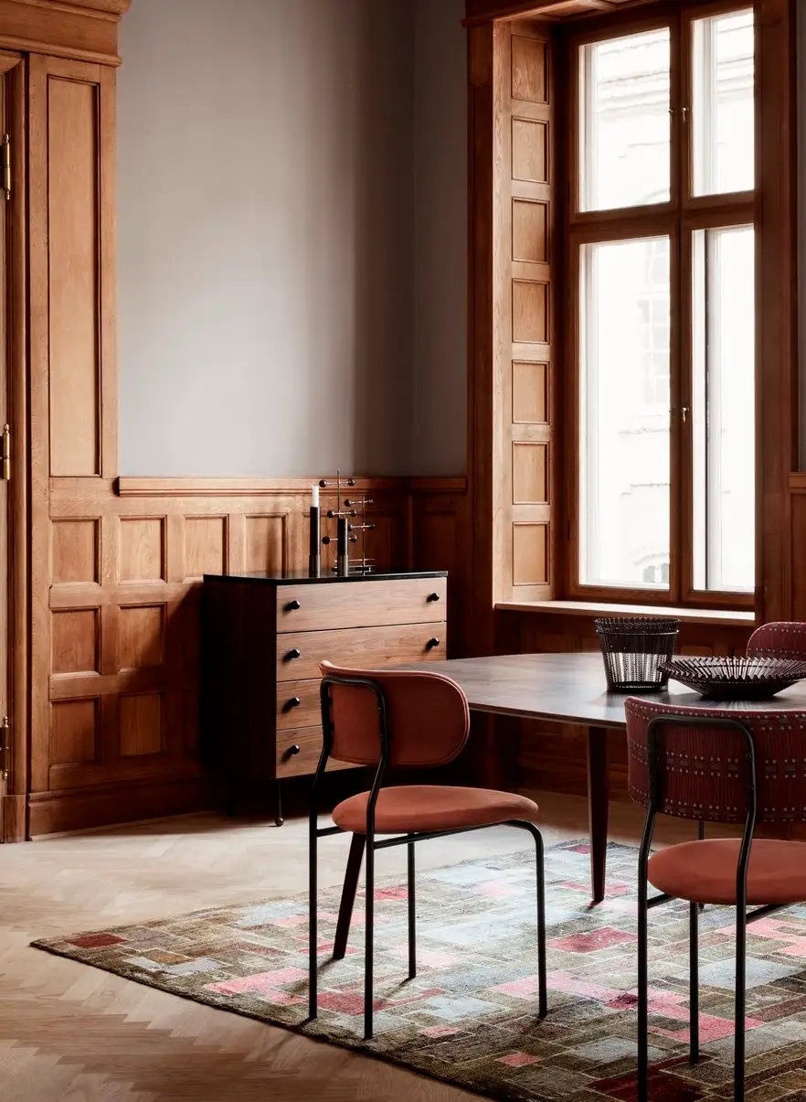 Gubi 62 Dresser