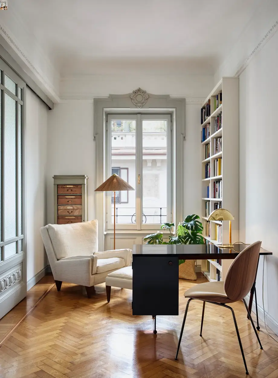 Gubi 62 Desk
