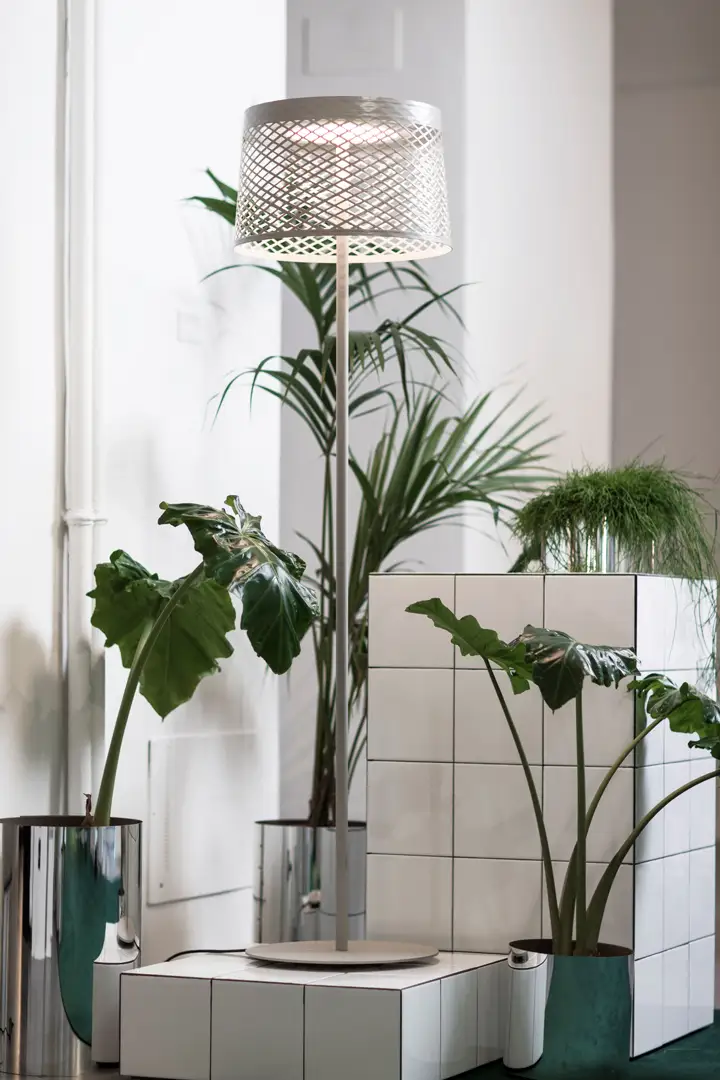 Twiggy Grid Lettura Outdoor Floor Lamp