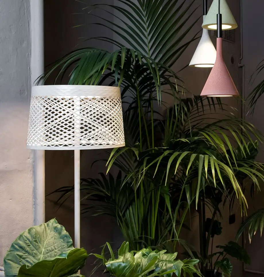 Twiggy Grid Lettura Outdoor Floor Lamp
