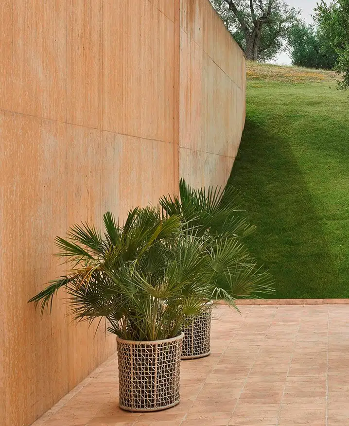 Varaschin Emma Flower Pot