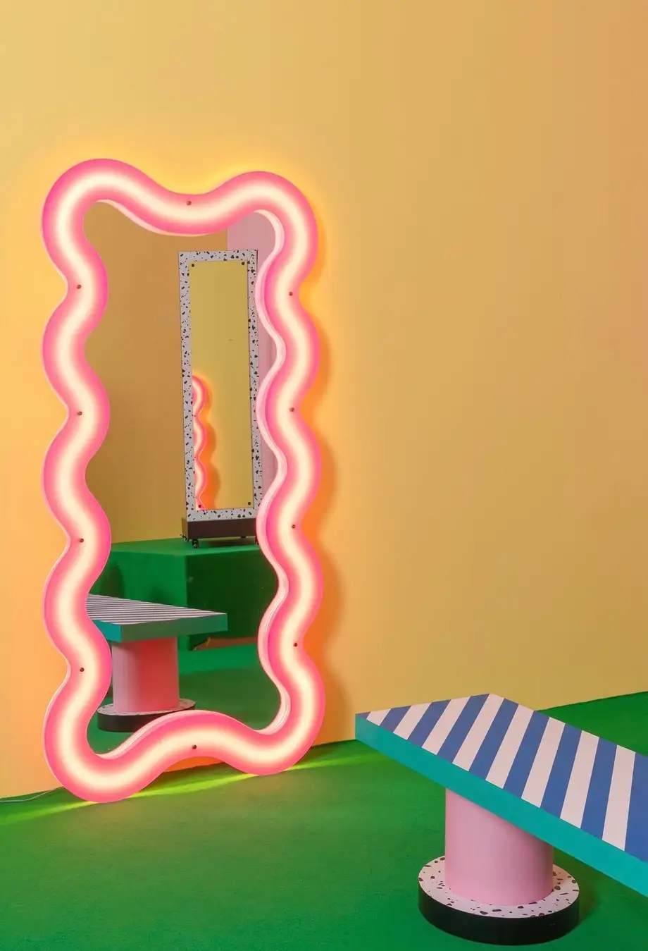 Seletti Supercurve Mirror Tall