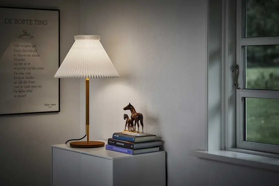 Le Klint LK 80 Table Lamp