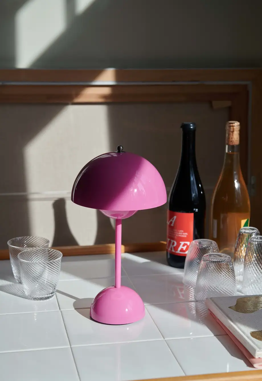 &Tradition Flowerpot Portable Table Lamp