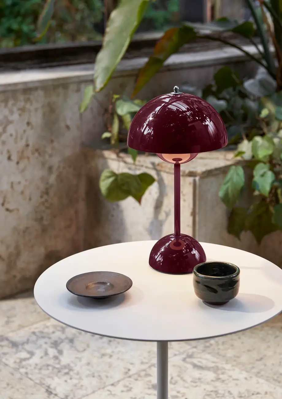 &Tradition Flowerpot Portable Table Lamp