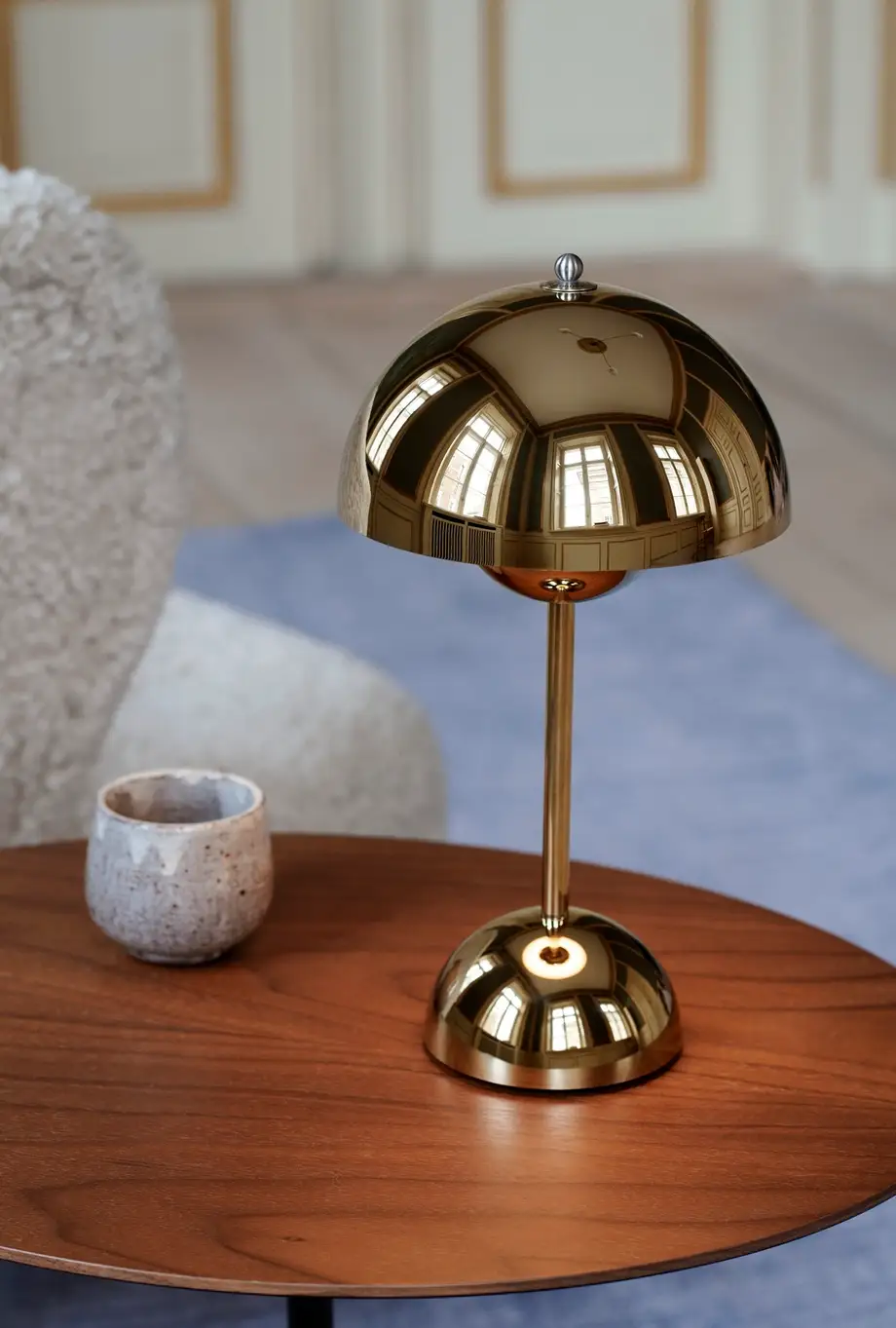 &Tradition Flowerpot Portable Table Lamp