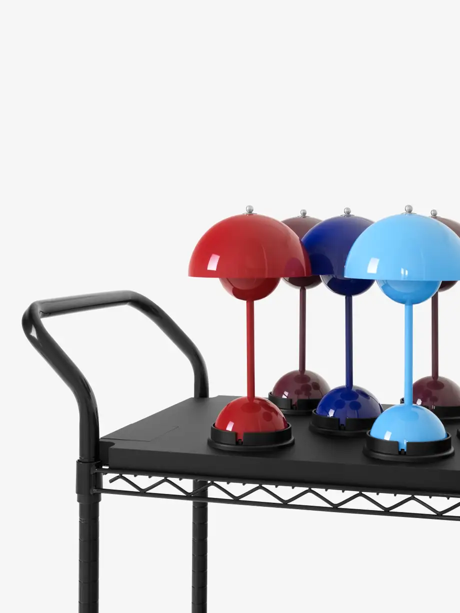 &Tradition Flowerpot Portable Table Lamp