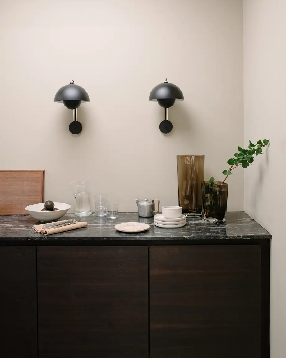 &Tradition Flowerpot Wall Lamp