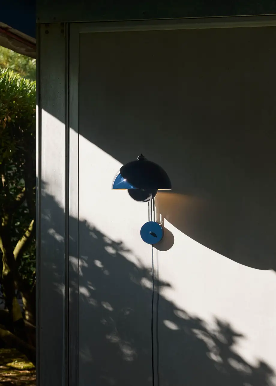 &Tradition Flowerpot Wall Lamp