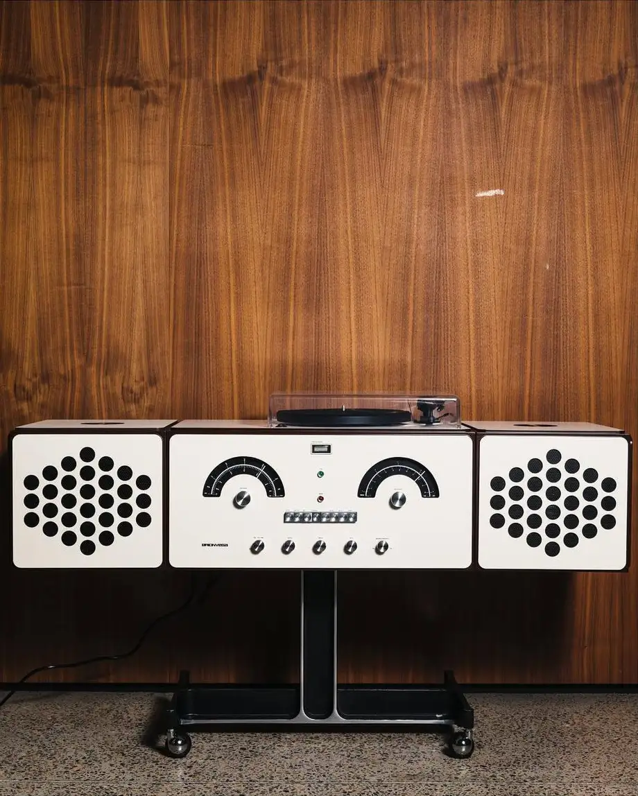 Brionvega Radiofonografo rr226
