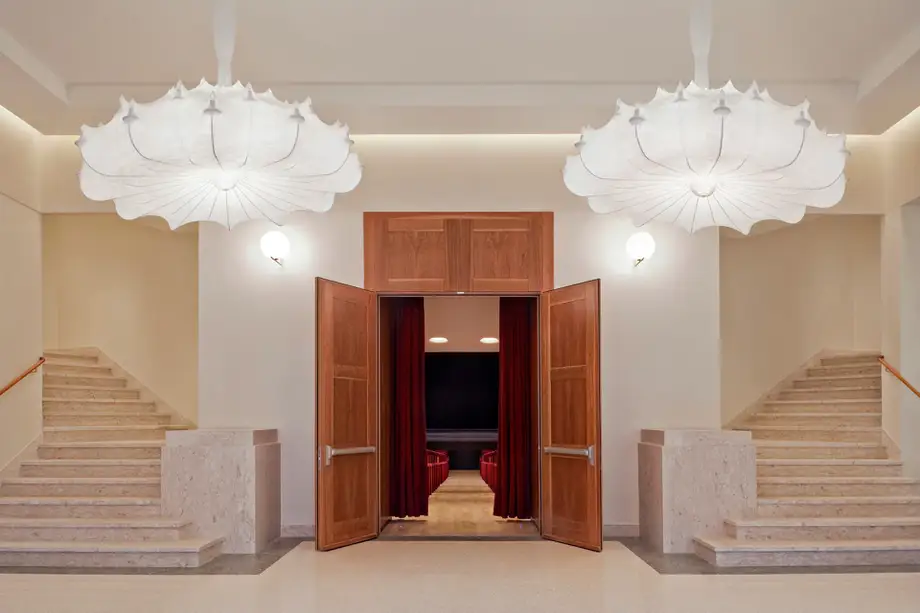 Flos Zeppelin Suspension Lamp