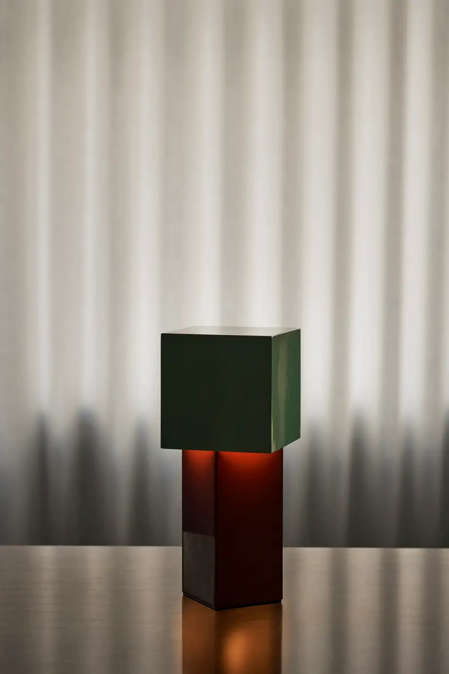 &Tradition Pivot Portable Table Lamp