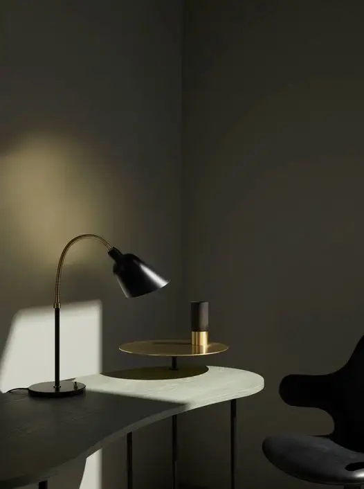 &Tradition Bellevue Table Lamp