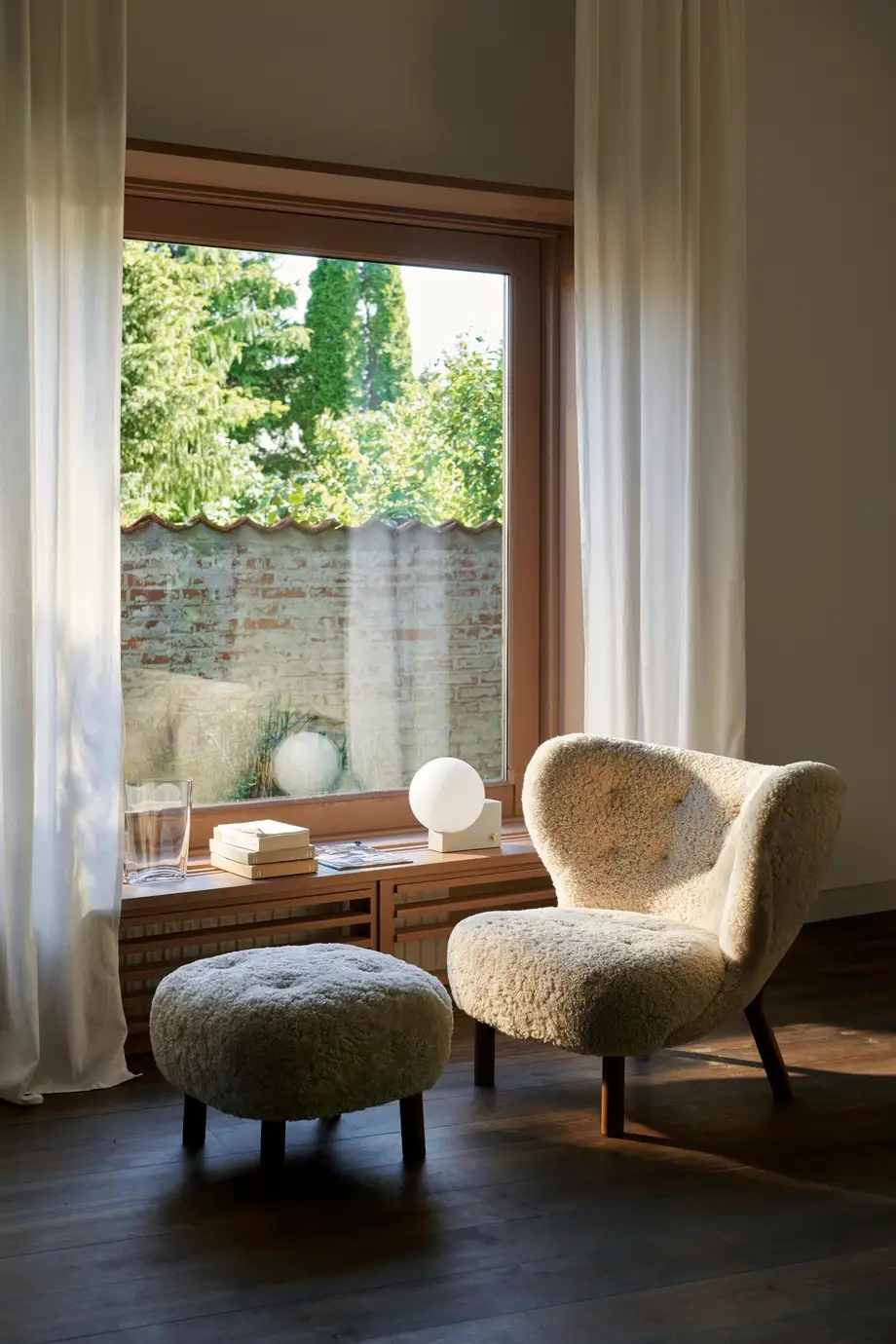 &Tradition Little Petra Lounge Chair
