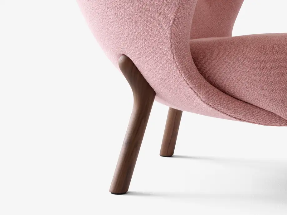&Tradition Little Petra Lounge Chair